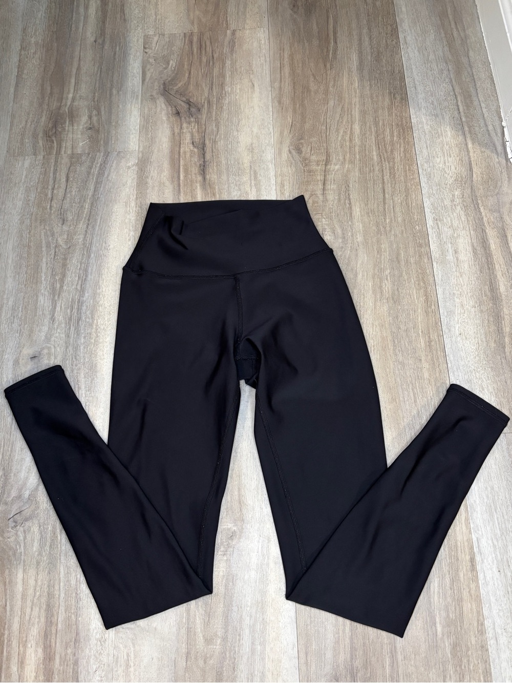 ALO Yoga Black High-Waist Airlift Leggings (XS)